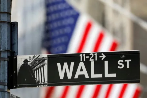 U.S. Stock Market: As Midterm Elections Approach, Are Hidden Risks Lurking?