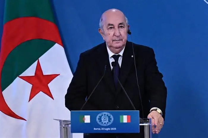 تیر خلاص: الجزایر روابط دیپلماتیک خود را با امارات قطع کرد