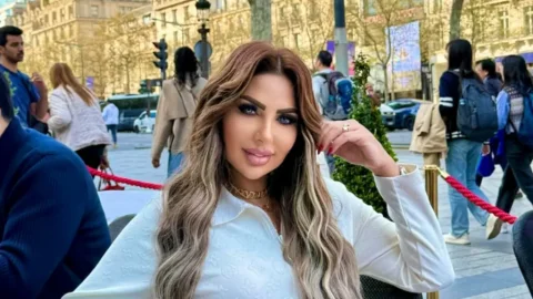 محاکمه جنجالی: مجری تلویزیونی و ۱۲ نفر به اعدام محکوم شدند