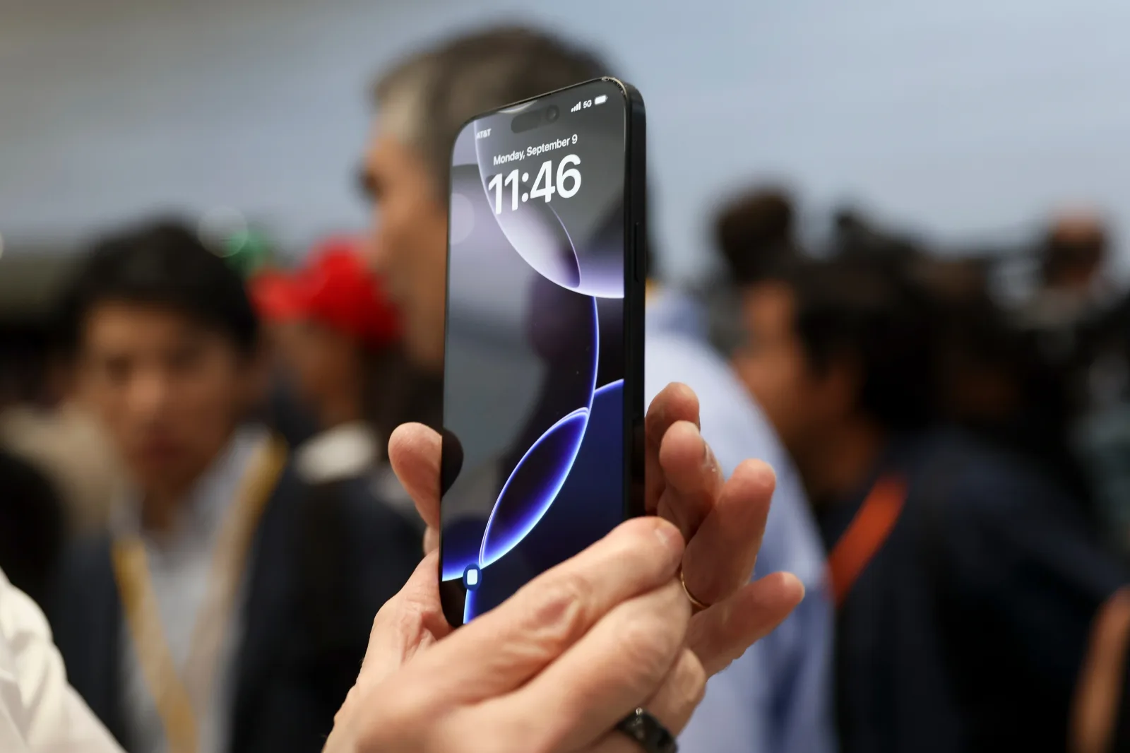 واکنش جذاب سهام اپل به رویدادهای رونمایی آیفون