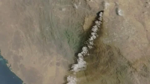 عربستان سعودی: پاسخ قاطع به حملات حوثی‌ها