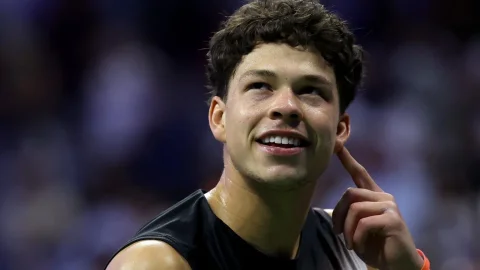 بن شلتون في نهائي US Open يواجه زاوره