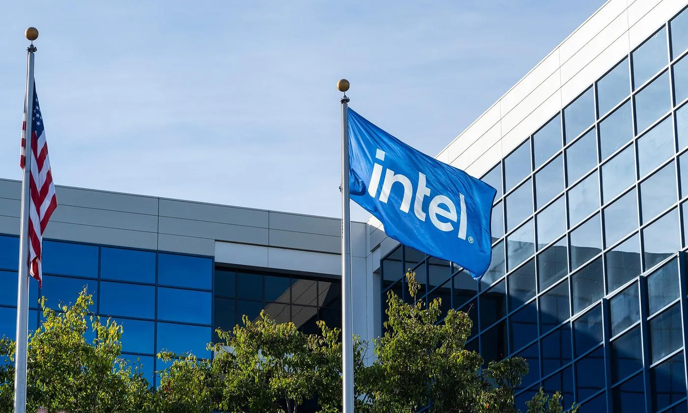 Sollte man die Aktien von Intel nach einem Anstieg von fast viermal kaufen?