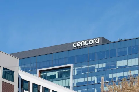 کاهش عملکرد سهام Cencora در برابر داو: آیا زمان نگران شدن است؟