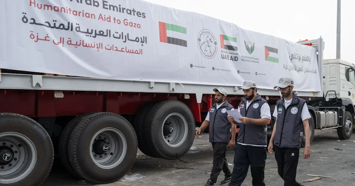 UAE Sends Five Humanitarian Aid Convoys to Gaza