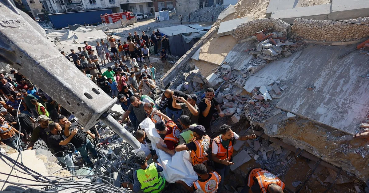 Collapse of Building in Gaza Claims Lives of 20 Palestinians