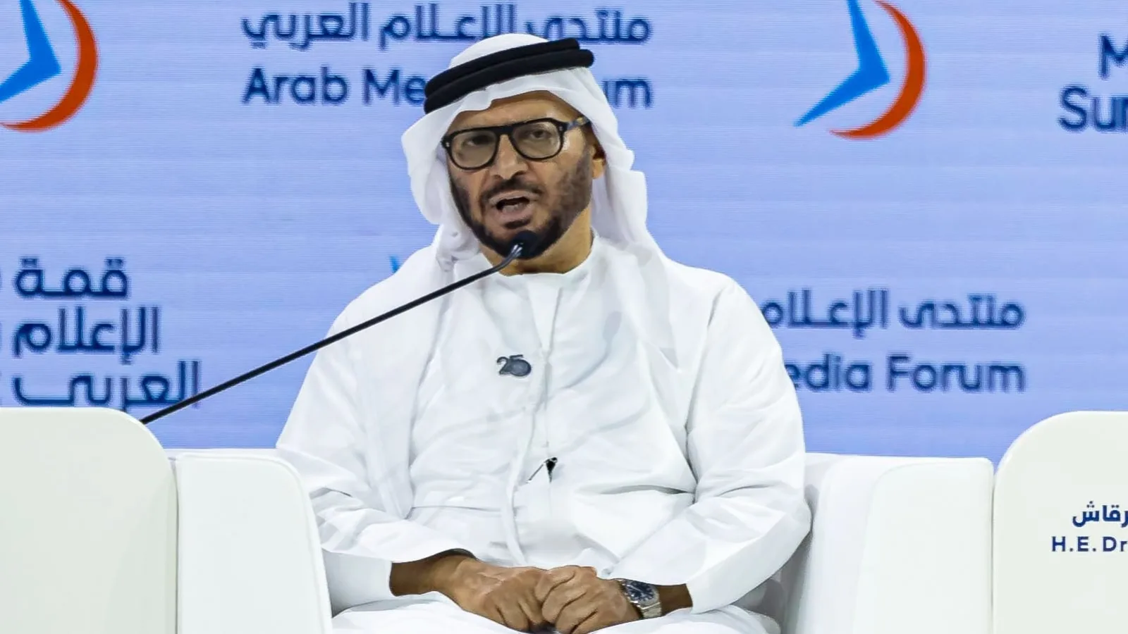 دكتور أنور قرقاش: الهجمات على المملكة العربية السعودية تهديد لأمن الإمارات