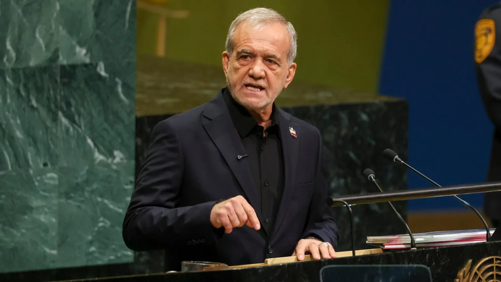 پزشکیان: انتخاب پایان جنگ با ایران به آمریکا بستگی دارد