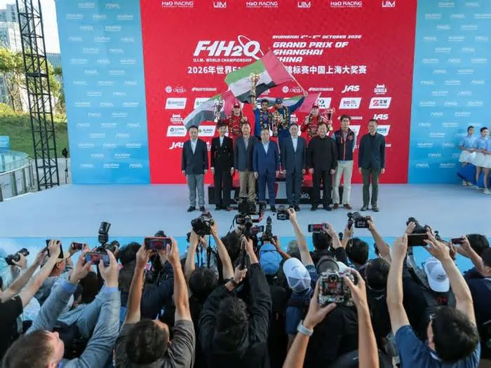 تیم ویکتوری عنوان گراند پری شانگهای را کسب کرد و به صدر جدول قهرمانی F1H2O رسید